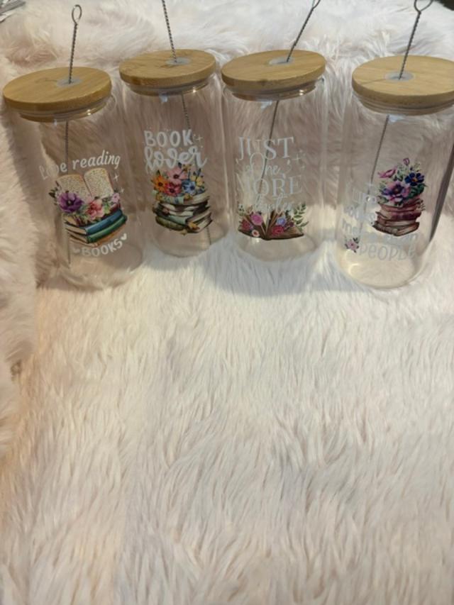 16 oz Book Lover Glass Tumbler